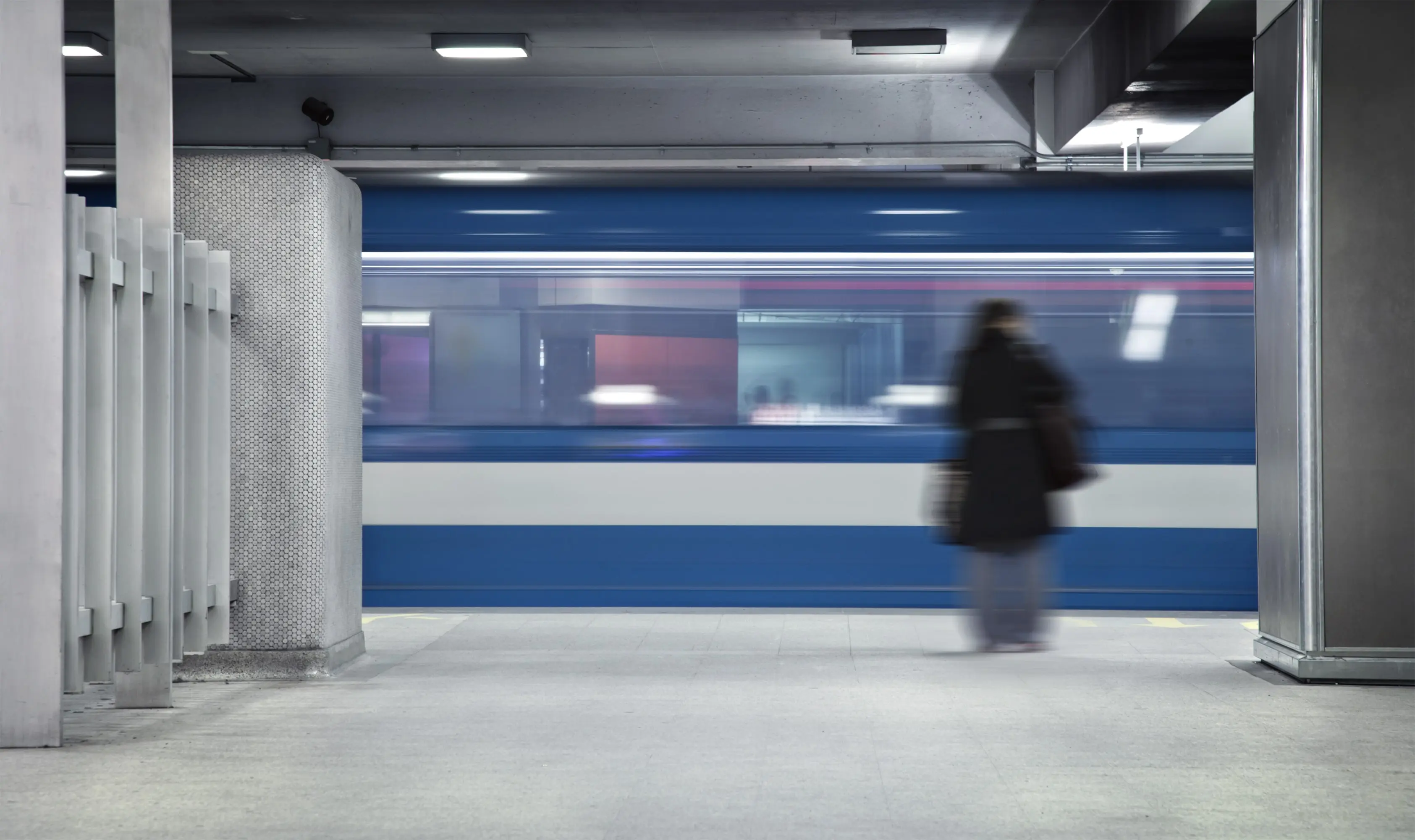 Metro Peron Ayırıcı Kapı Sistemleri